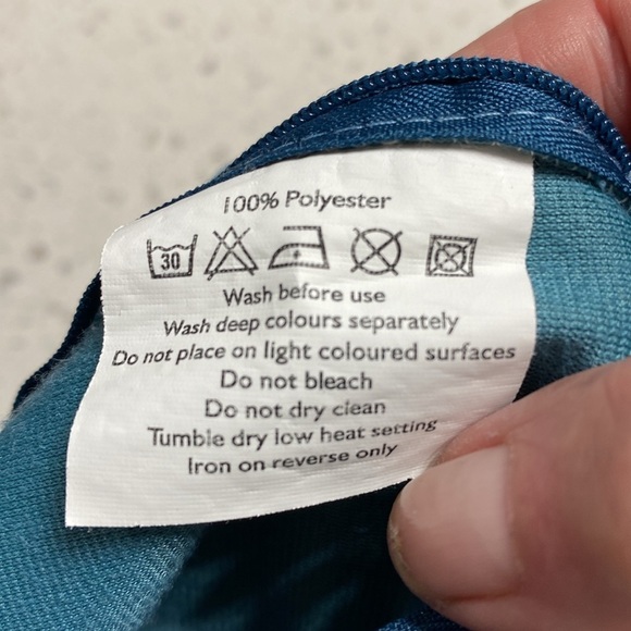 Phantoscope Polar Bear Santa pillow cover SZ 17” sq crewel teal velour backing - Picture 5 of 5